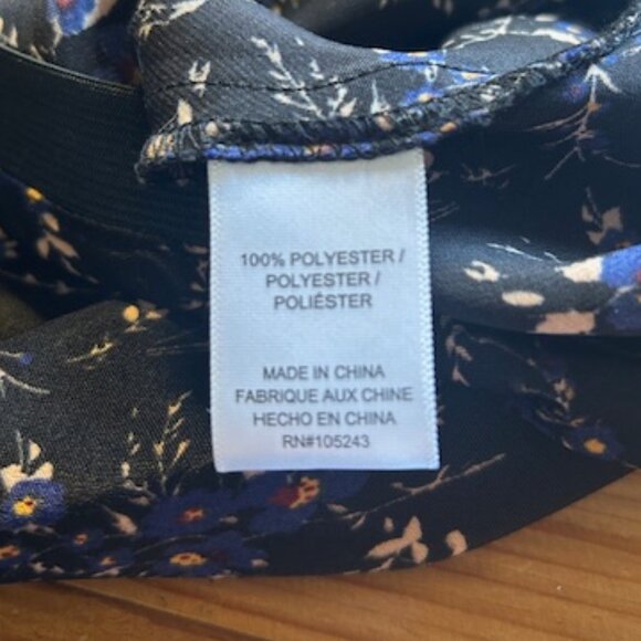 Black and Blue floral print skirt. - Picture 4 of 4